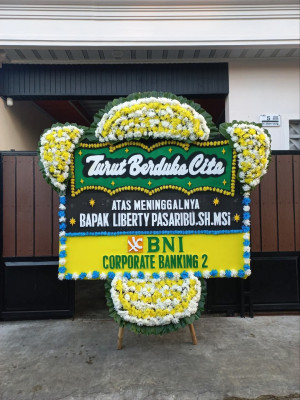 Papan Bunga Duka di Sitinjo
