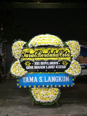 Papan Bunga Duka di Sitinjo